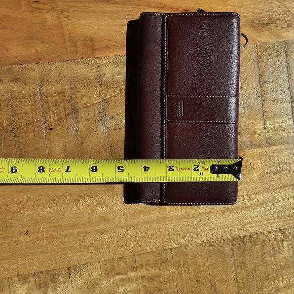 Burgandy Coach Wallet - Picture 4 of 7